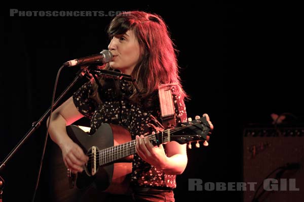 JOANA SERRAT - 2017-02-16 - PARIS - Divan du Monde - 